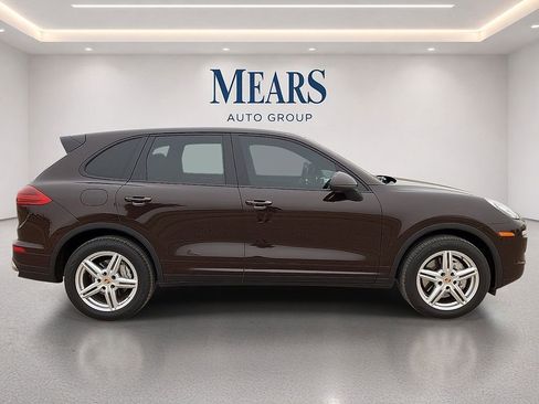 Used 2018 Porsche Cayenne S AWD/4WD image 6
