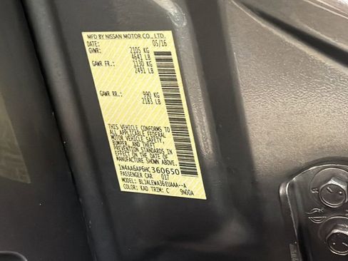 Used 2017 Nissan Maxima 3.5 SL image 31