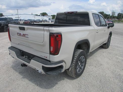 New 2026 GMC Sierra 1500 AT4 w/ AT4 Premium Package AWD/4WD image 5