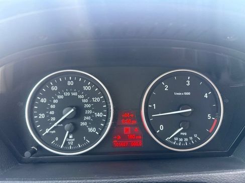 Used 2011 BMW X5 xDrive35d AWD/4WD image 23