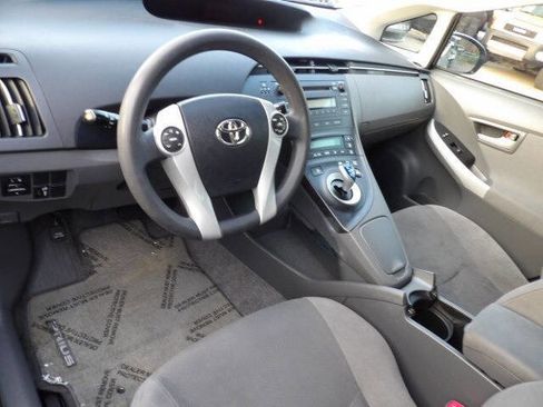 Used 2011 Toyota Prius Two image 16