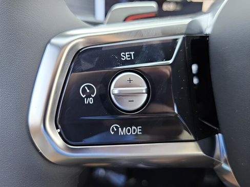 New 2026 BMW i7 eDrive50 w/ M Sport Package image 17