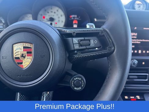 Used 2025 Porsche Macan GTS image 30