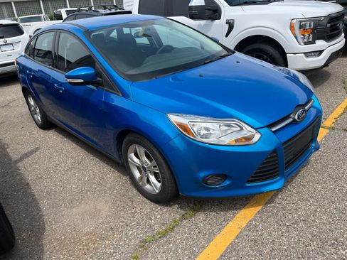 Used 2014 Ford Focus SE FWD image 21