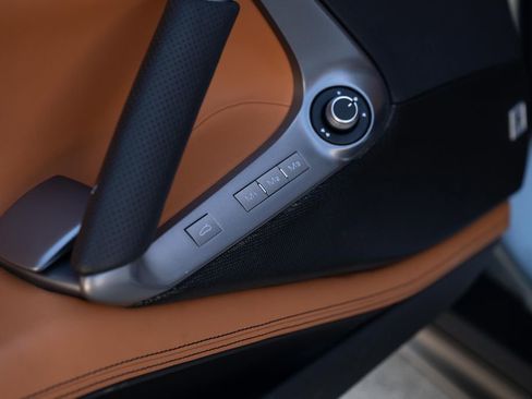 Certified 2019 Ferrari 812 Superfast image 29