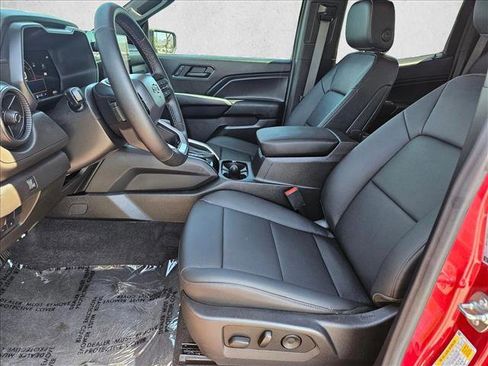 Used 2025 Chevrolet Colorado Trail Boss AWD/4WD image 16
