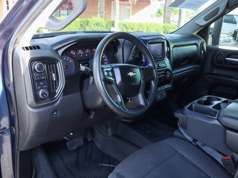 Used 2019 Chevrolet Silverado 1500 Custom w/ Custom Max Trailering Package AWD/4WD image 19