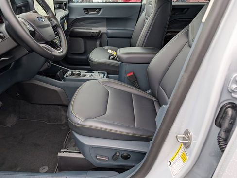 New 2026 Ford Maverick Lobo AWD/4WD image 9