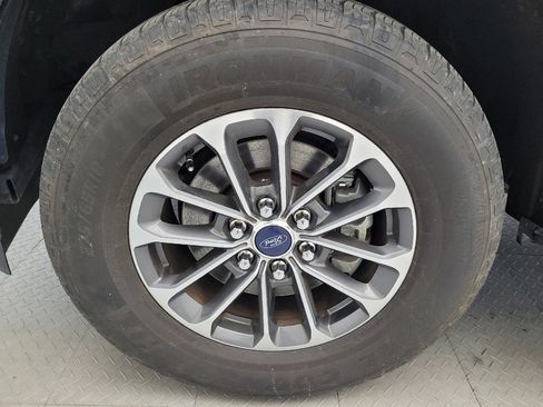 Used 2018 Ford F150 XLT image 31