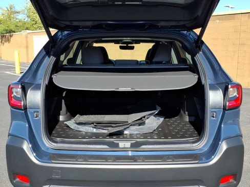 Certified 2025 Subaru Outback Premium w/ Popular Package #1A image 16