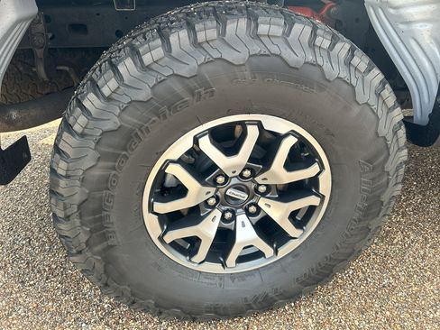 Used 2023 Ford F150 Raptor AWD/4WD image 8