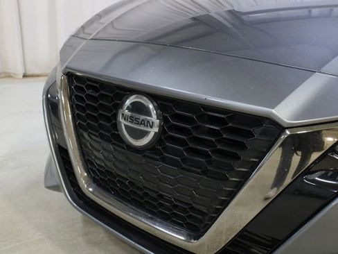 Used 2021 Nissan Altima 2.0 SR image 13