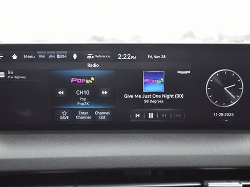 Used 2022 Genesis GV70 2.5T w/ Select Package image 26