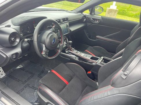 Used 2024 Subaru BRZ Limited RWD image 11