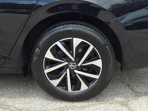 Certified 2023 Volkswagen Jetta S FWD image 5
