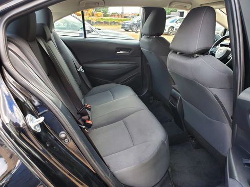 Used 2021 Toyota Corolla LE FWD image 21