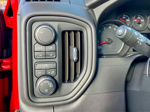 New 2026 Chevrolet Silverado 1500 Custom Trail Boss w/ LPO, Dark Essentials Package image 53