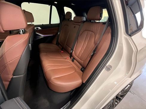 Used 2023 BMW X5 M50i w/ Executive Package image 20