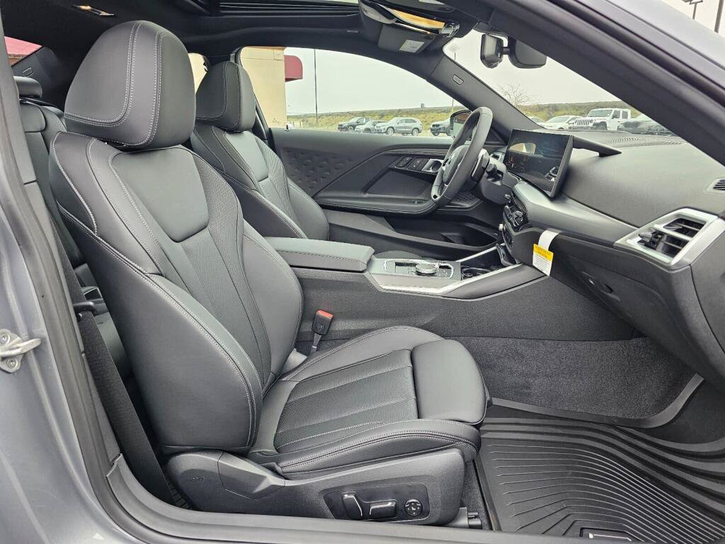 New 2026 BMW 230i xDrive Coupe w/ Premium Package AWD/4WD image 13