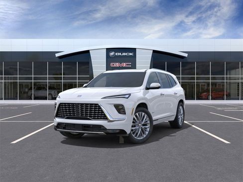 New 2026 Buick Enclave Avenir image 8