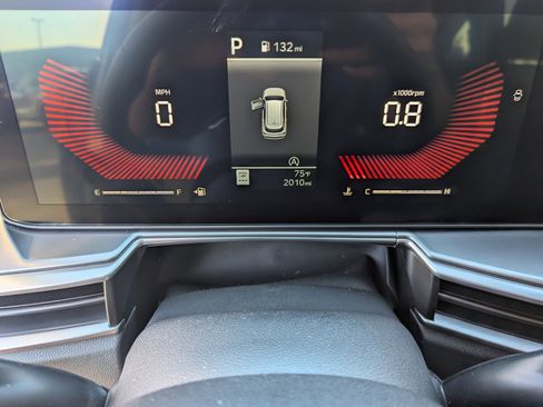 Certified 2025 Kia Sorento EX image 33