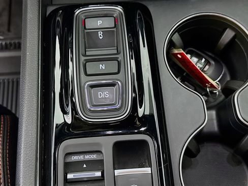 Used 2023 Honda Pilot TrailSport image 19