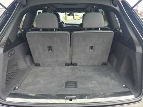 Used 2023 Audi Q7 2.0T Premium Plus w/ Premium Plus Package AWD/4WD image 14