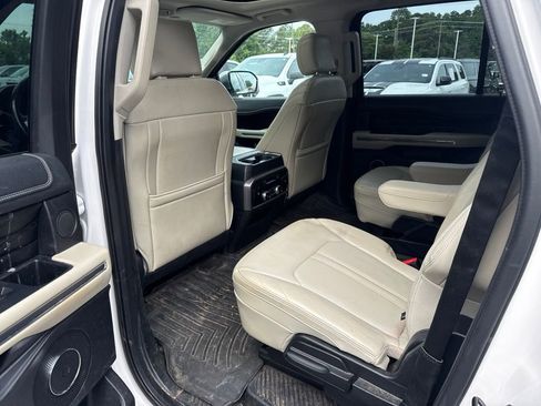 Used 2019 Ford Expedition Max Platinum RWD image 15