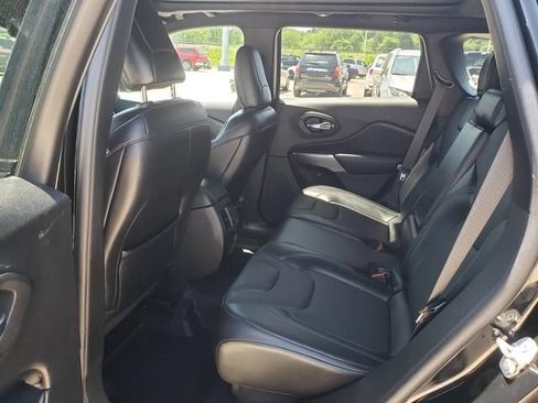 Used 2020 Jeep Cherokee High Altitude AWD/4WD image 14
