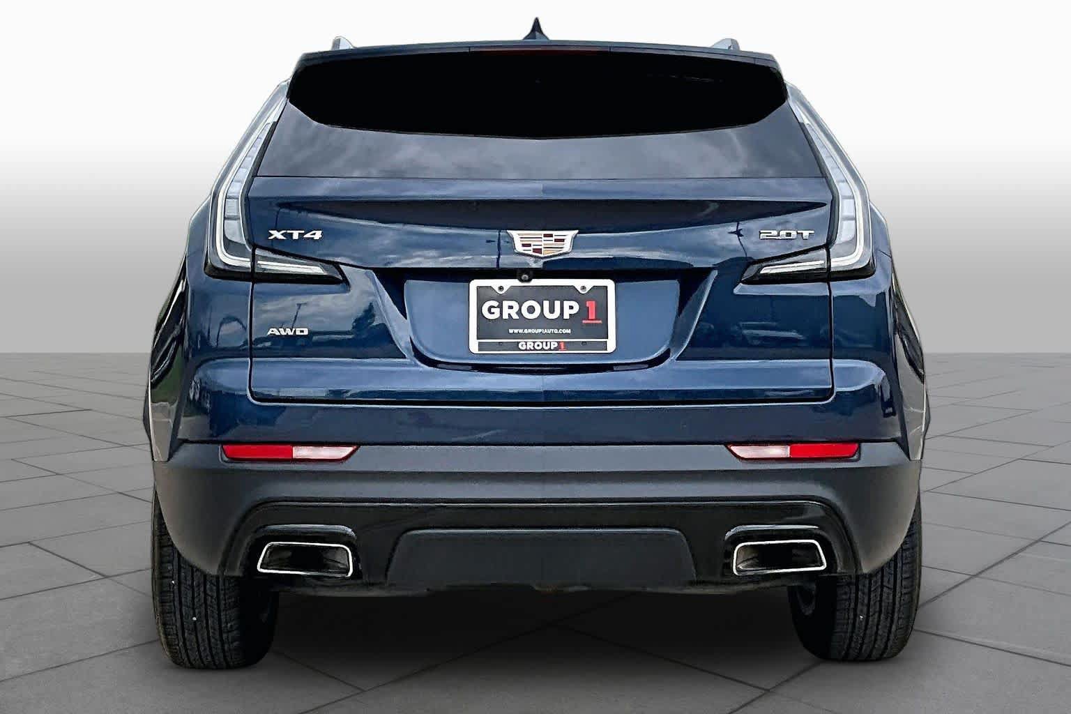 Used 2019 Cadillac XT4 Sport w/ Cold Weather Package AWD/4WD image 8