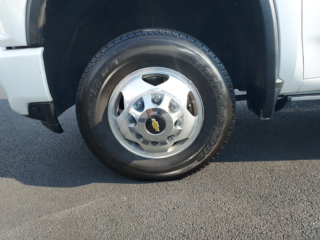 Used 2022 Chevrolet Silverado 3500 High Country AWD/4WD image 10
