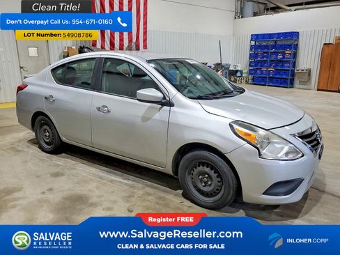 Used 2019 Nissan Versa SV FWD image 5