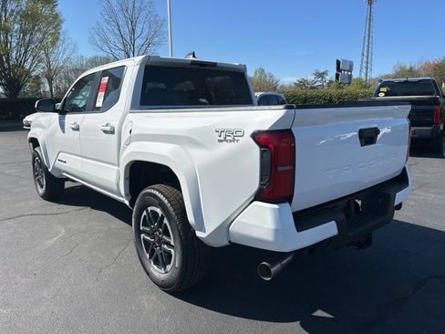 New 2026 Toyota Tacoma TRD Sport RWD image 9