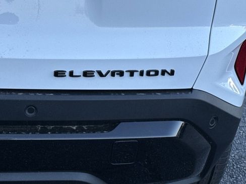 New 2026 GMC Terrain Elevation w/ Elevation Premium Package AWD/4WD image 11