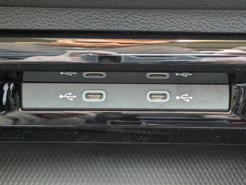 New 2025 Volkswagen GTI SE image 24