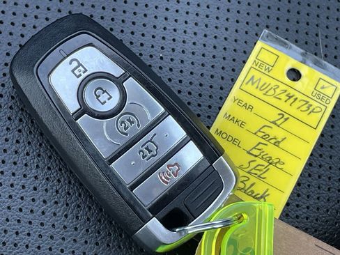 Used 2021 Ford Escape SEL FWD image 30