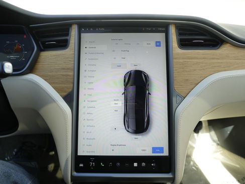 Used 2018 Tesla Model S 100D image 49