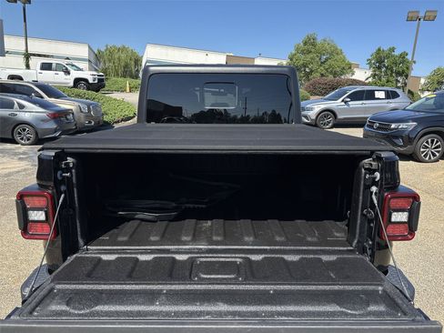 Used 2021 Jeep Gladiator Sport AWD/4WD image 20