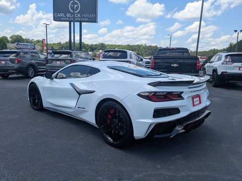 Used 2025 Chevrolet Corvette Z06 w/ Stealth Interior Trim Package RWD image 7