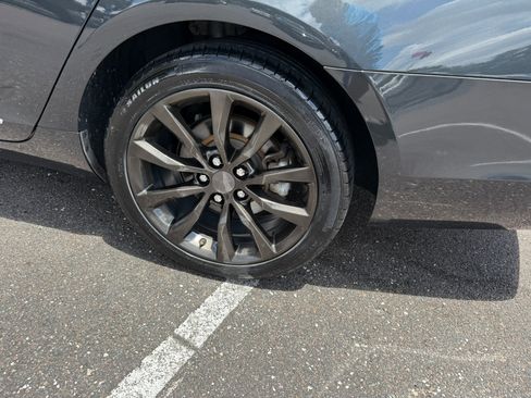 Used 2016 Cadillac XTS Luxury image 7