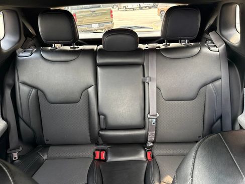 Used 2024 Jeep Compass Latitude AWD/4WD image 34