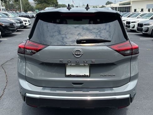Used 2025 Nissan Rogue Platinum w/ Tech Package FWD image 7