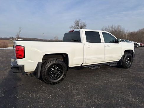 Used 2016 Chevrolet Silverado 1500 LT image 3
