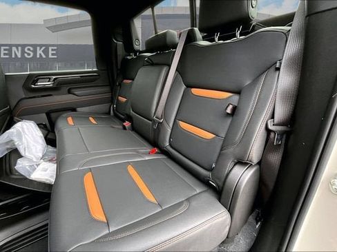 New 2026 GMC Sierra 2500 AT4 w/ AT4 Premium Plus Package AWD/4WD image 11