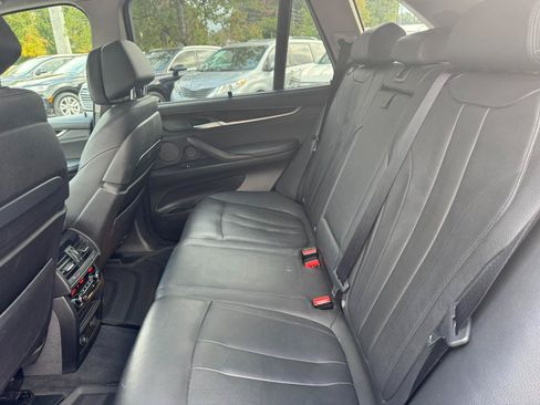 Used 2015 BMW X5 xDrive50i AWD/4WD image 28