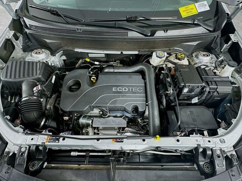 Used 2021 Chevrolet Equinox LT w/ LPO, Floor Liner Package image 31