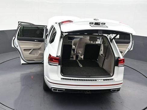 Used 2021 Volkswagen Atlas SEL R-Line FWD image 35