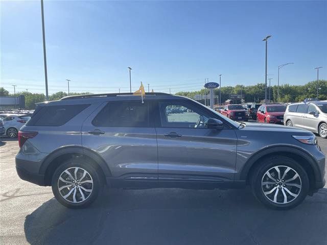Certified 2023 Ford Explorer ST-Line w/ Class IV Trailer Tow Package AWD/4WD image 6