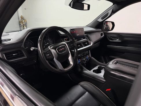 Used 2021 GMC Yukon XL SLT RWD image 13