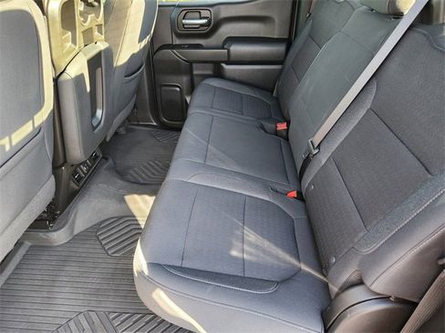 Used 2022 Chevrolet Silverado 1500 LT image 10